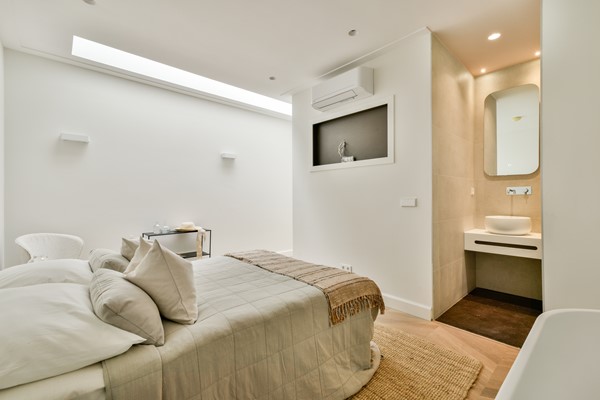 Medium property photo - Kanaalstraat 151H, 1054 XD Amsterdam